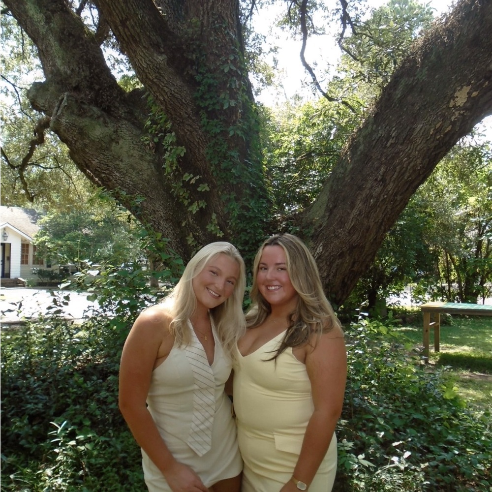 Women’s Cream V-Neck Set